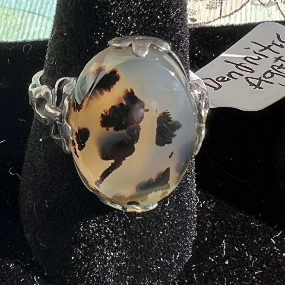 Elegant Silver Dendritic Agate Ring - Picture 5 of 5